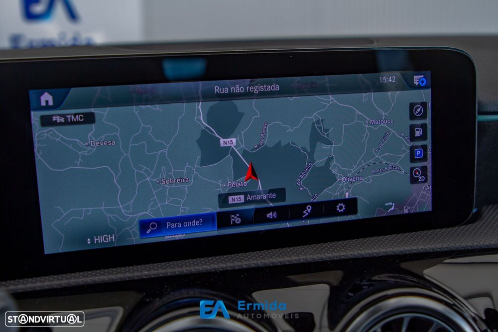 Mercedes-Benz A 250 e 8G-DCT AMG Line - 27