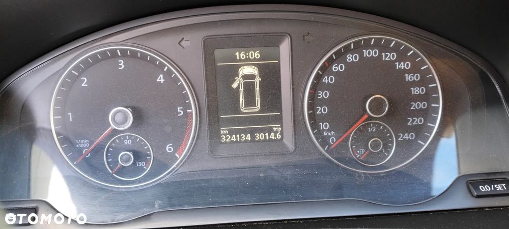 Volkswagen Caravelle 2.0 TDI L2 Trendline - 15