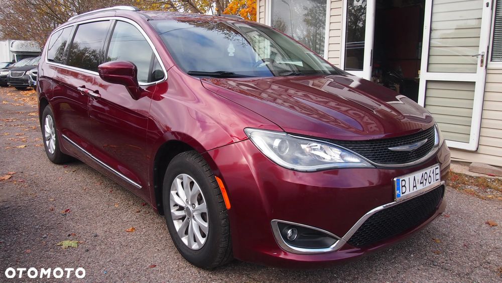Chrysler Pacifica 2018 photo 4