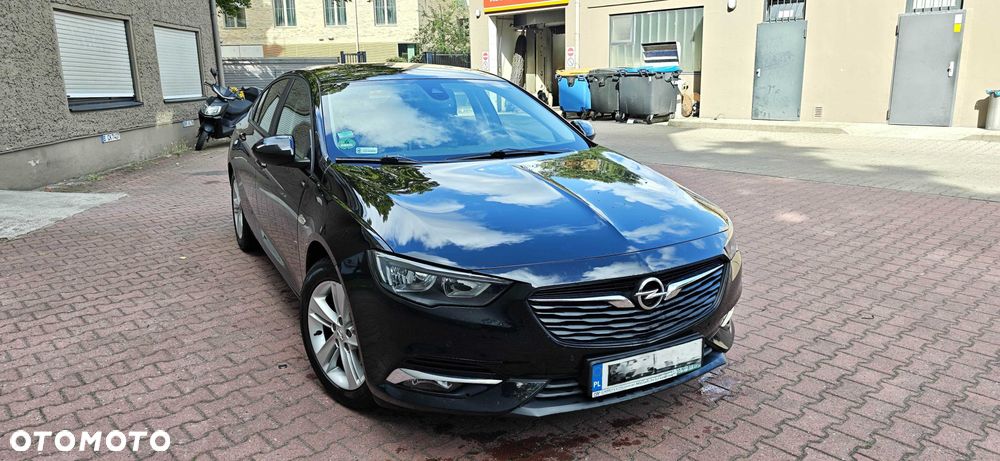 Opel Insignia - 1