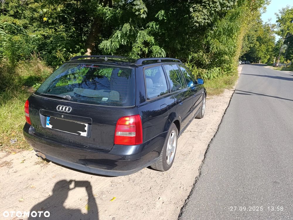 Audi A4 - 4