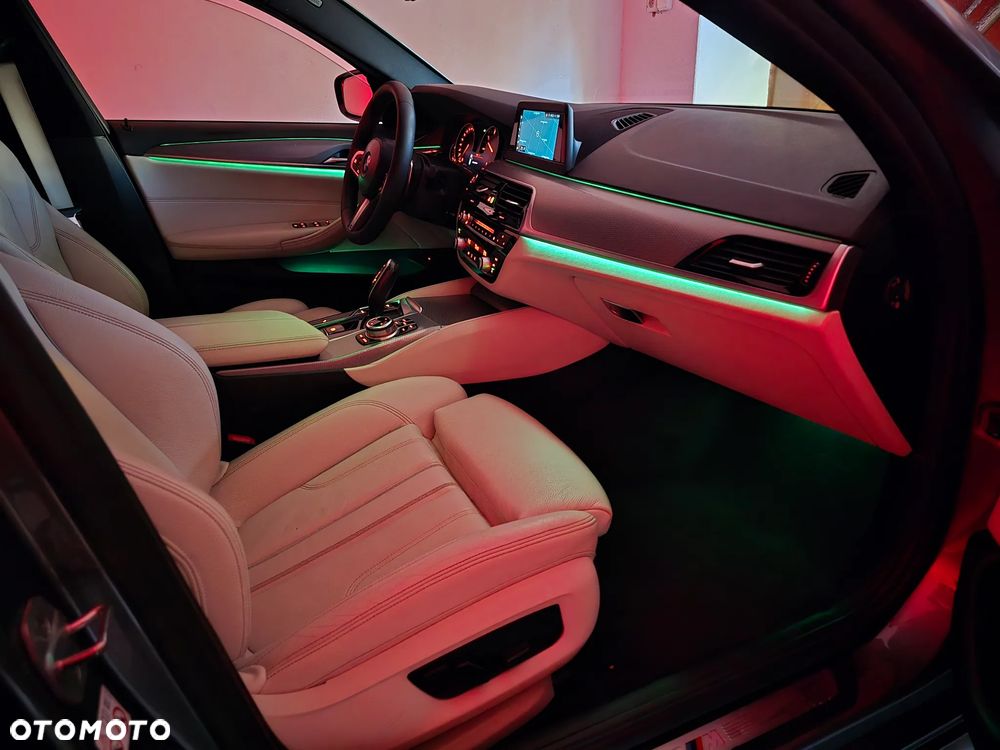 BMW Seria 5 530d M Sport sport - 20