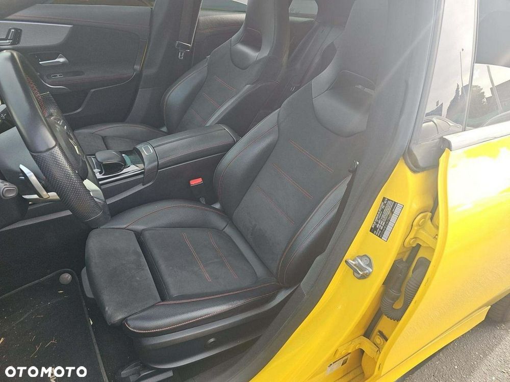 Mercedes-Benz CLA 250 4-Matic AMG Line 7G-DCT - 5