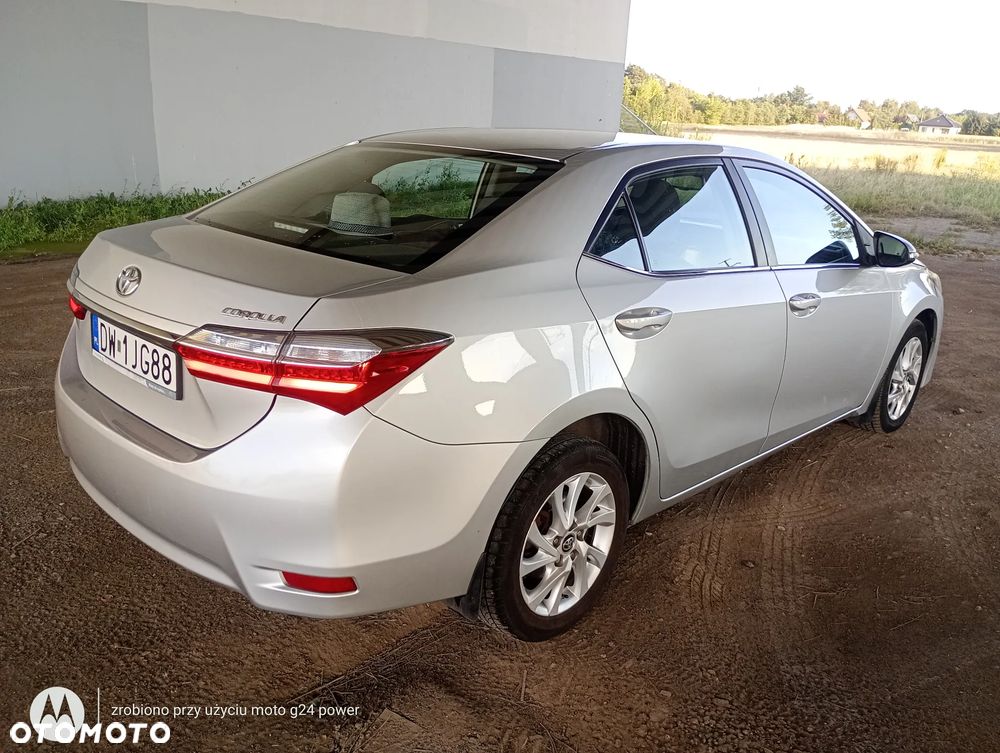 Toyota Corolla 1.6 Comfort - 5
