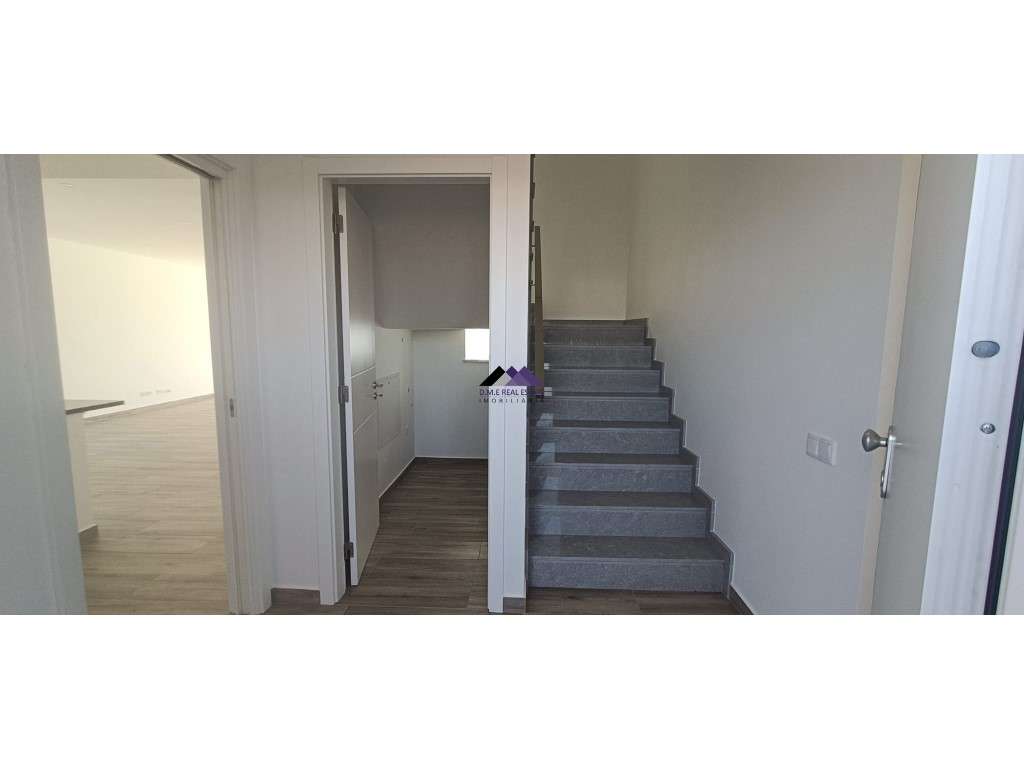 Moradia de Luxo T4 Nova a estrear em Altura - Grande imagem: 5/60