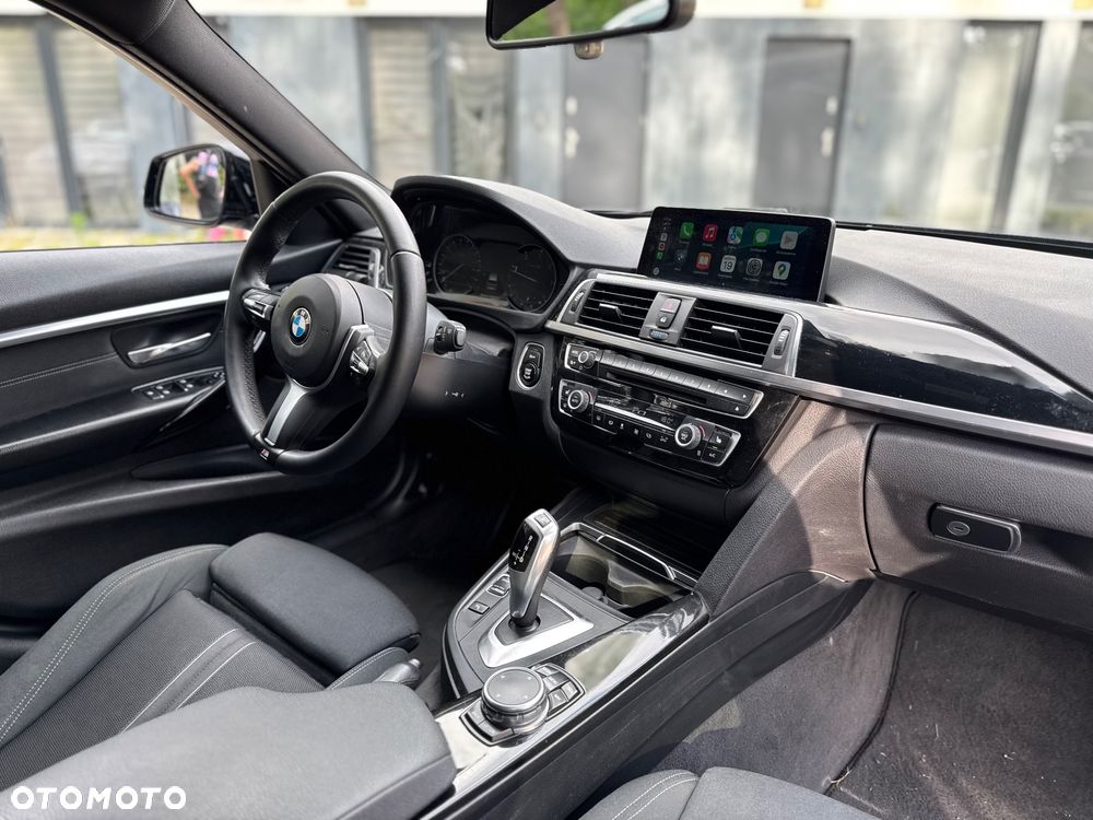 BMW Seria 3 320d Efficient Dynamics Sport Line shadow sport - 18