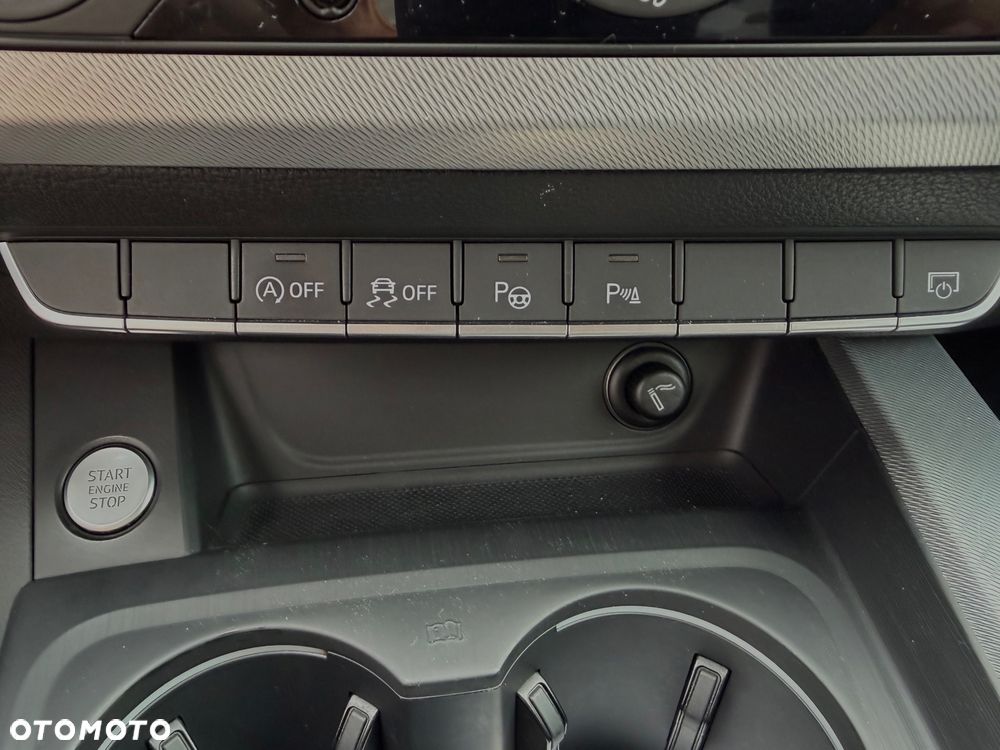 Audi A4 Avant 2.0 TDI - 11