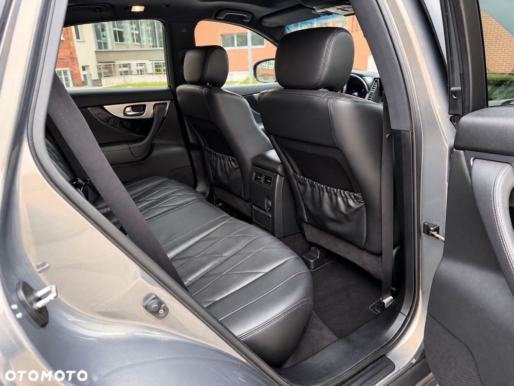 Infiniti FX FX30d S Premium - 14