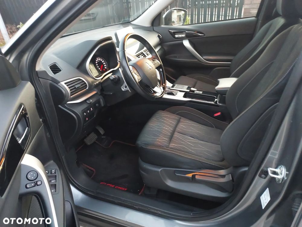 Mitsubishi Eclipse Cross 1.5 T GPF Inbusiness CVT - 11