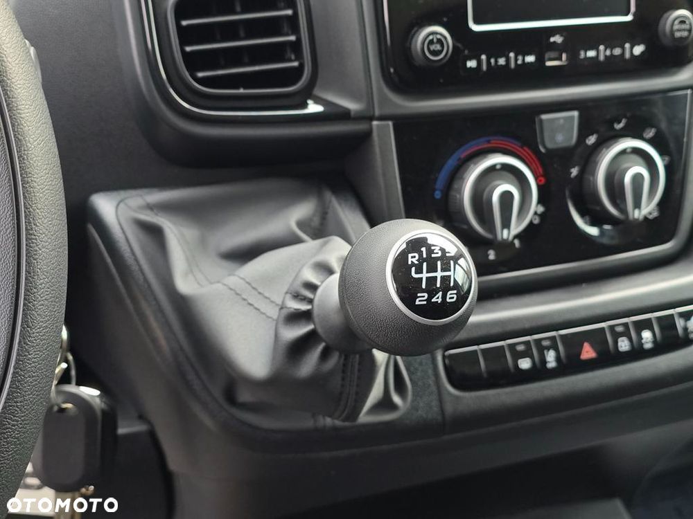 Opel Movano L4H2 - 11