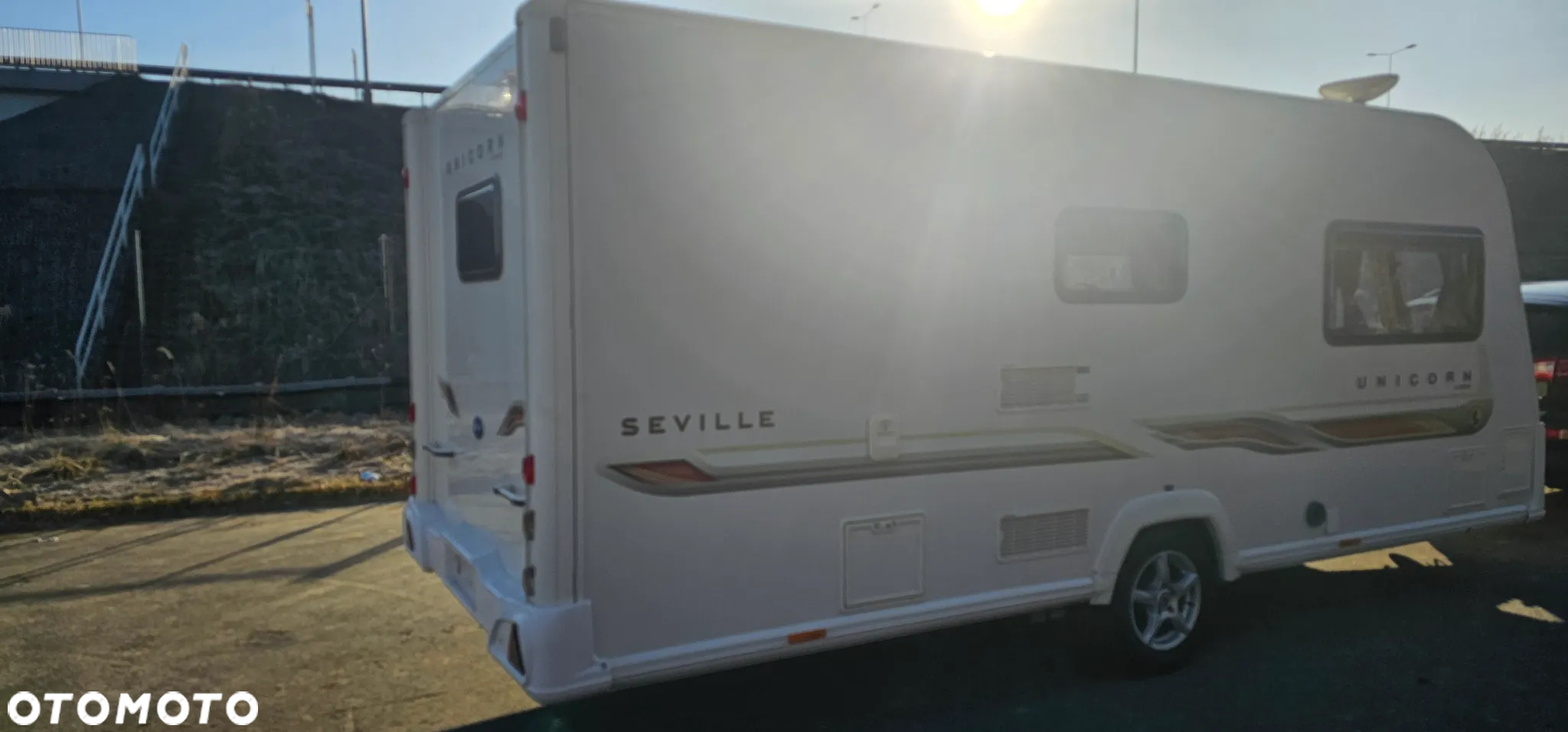 Bailey Unicorn Seville - 12
