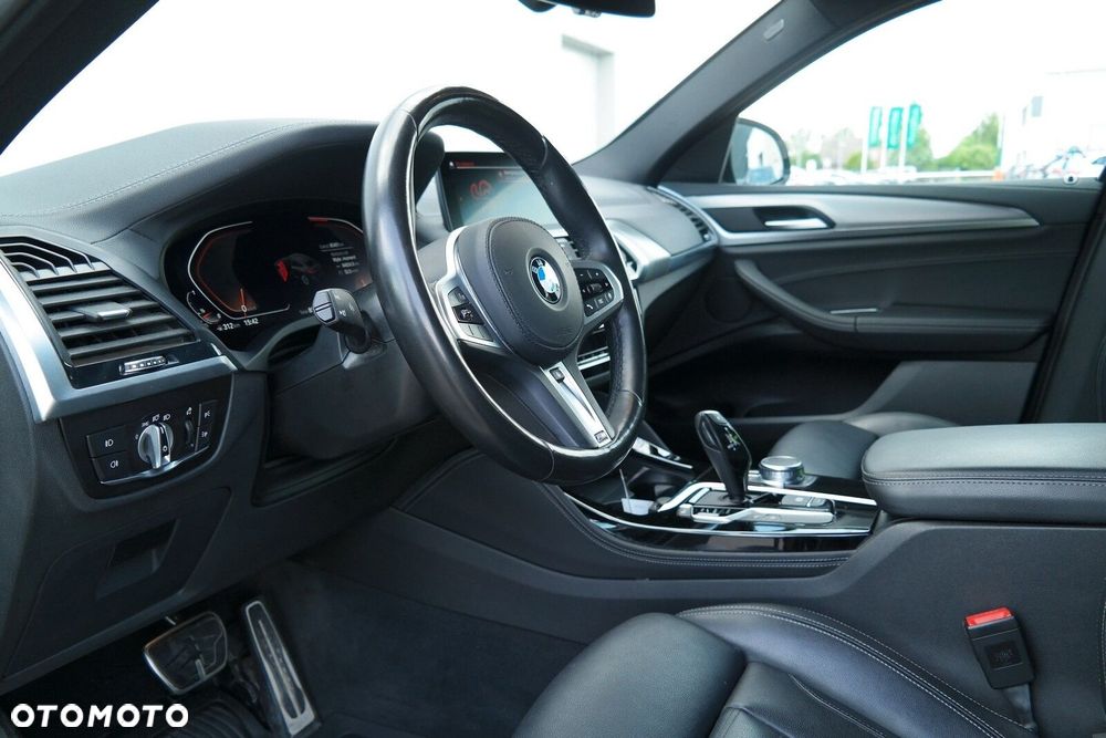 BMW X4 - 10