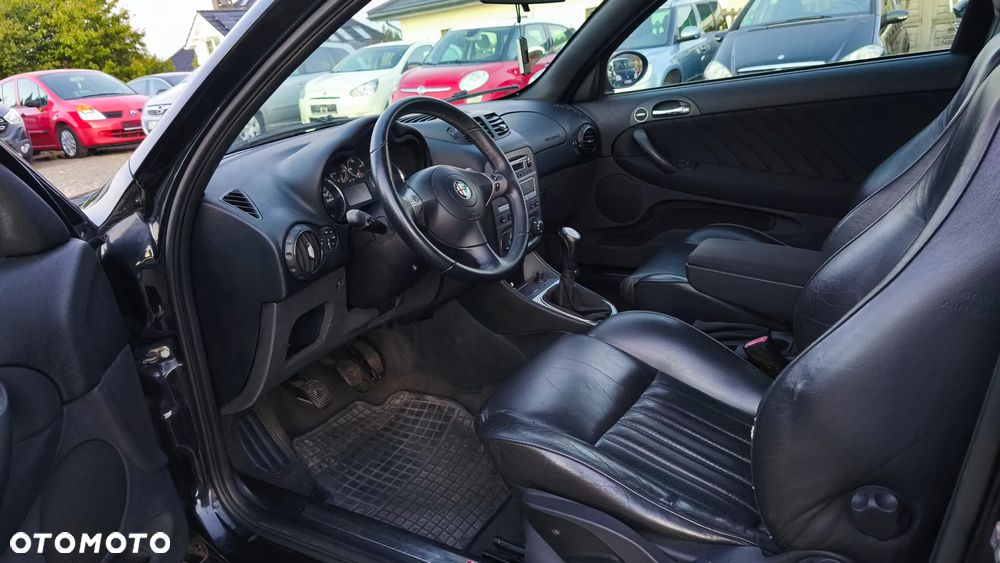 Alfa Romeo 147 - 15