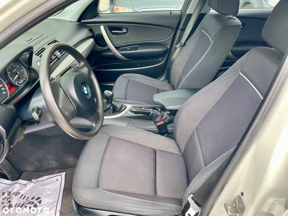 BMW Seria 1 - 22