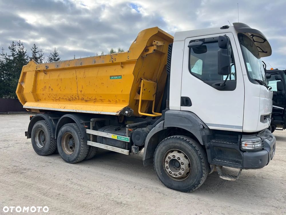 Renault KERAX 33DVB0 - 17