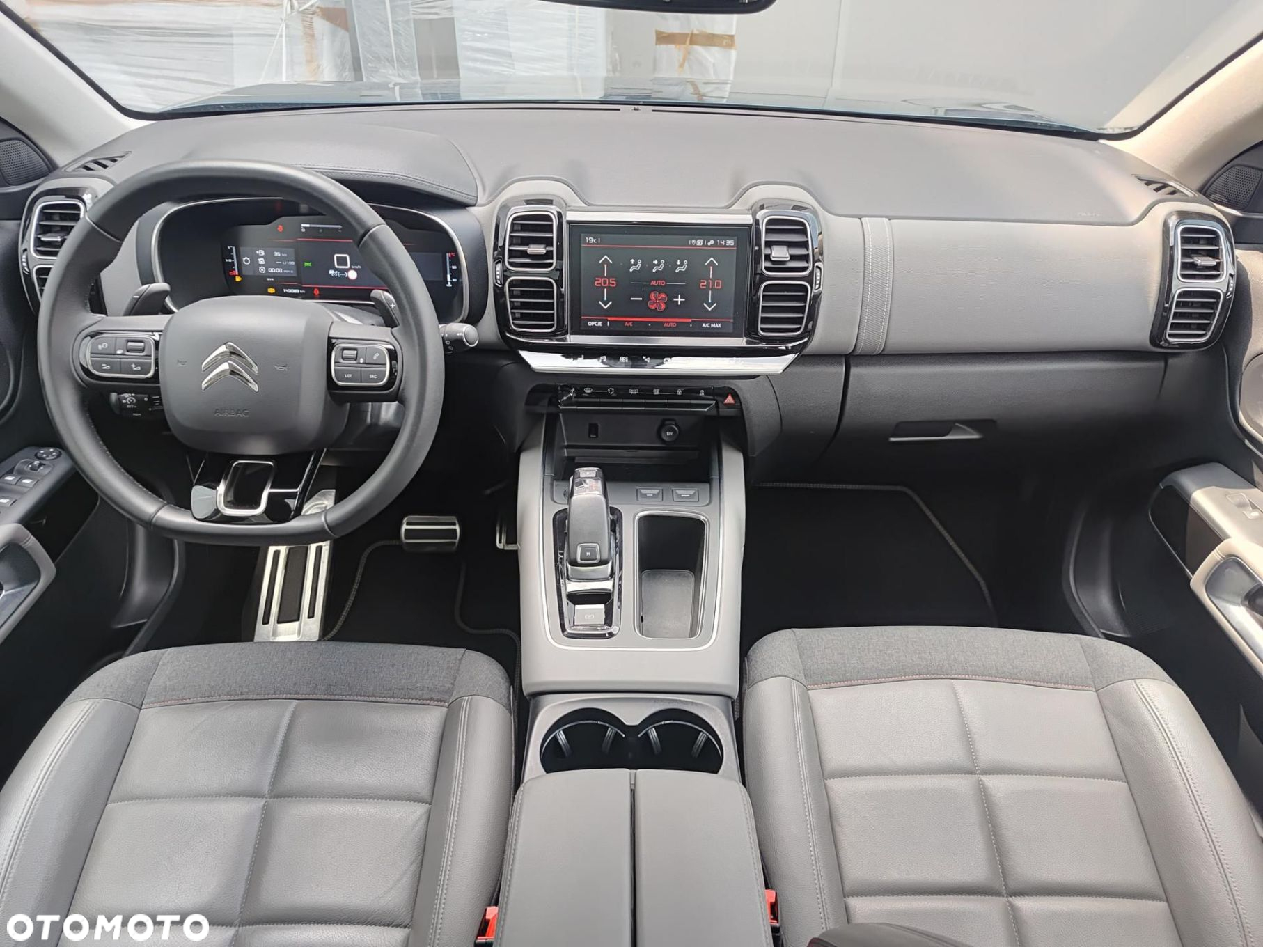 Citroën C5 Aircross 1.6 PureTech Shine EAT8 - 24