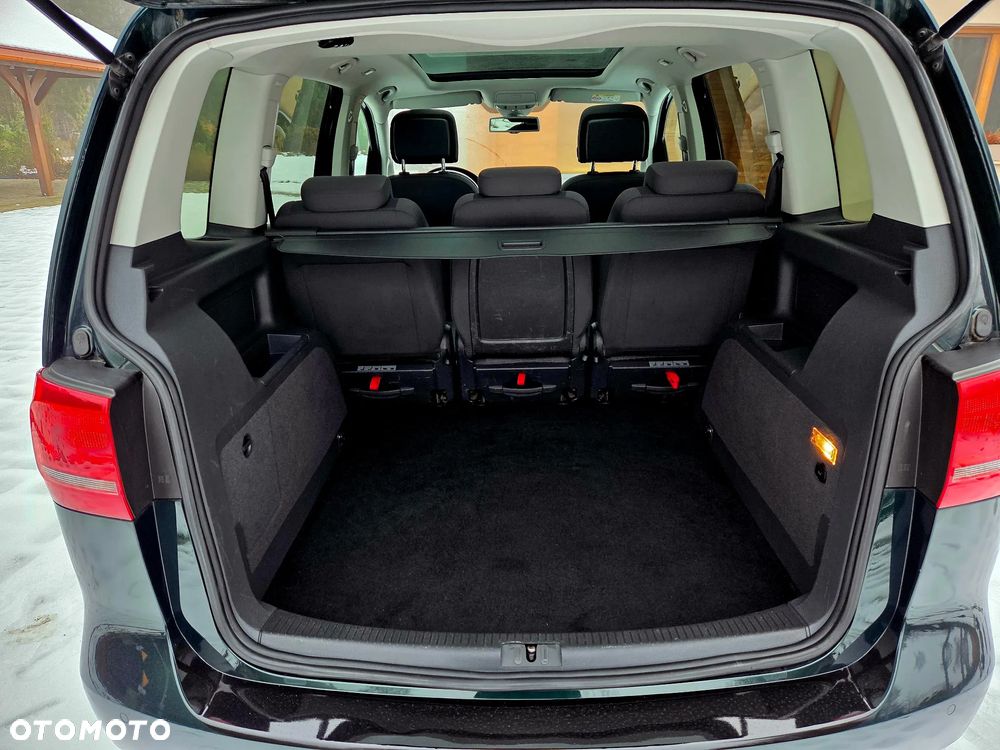 Volkswagen Touran 2.0 TDI DPF Highline DSG - 12