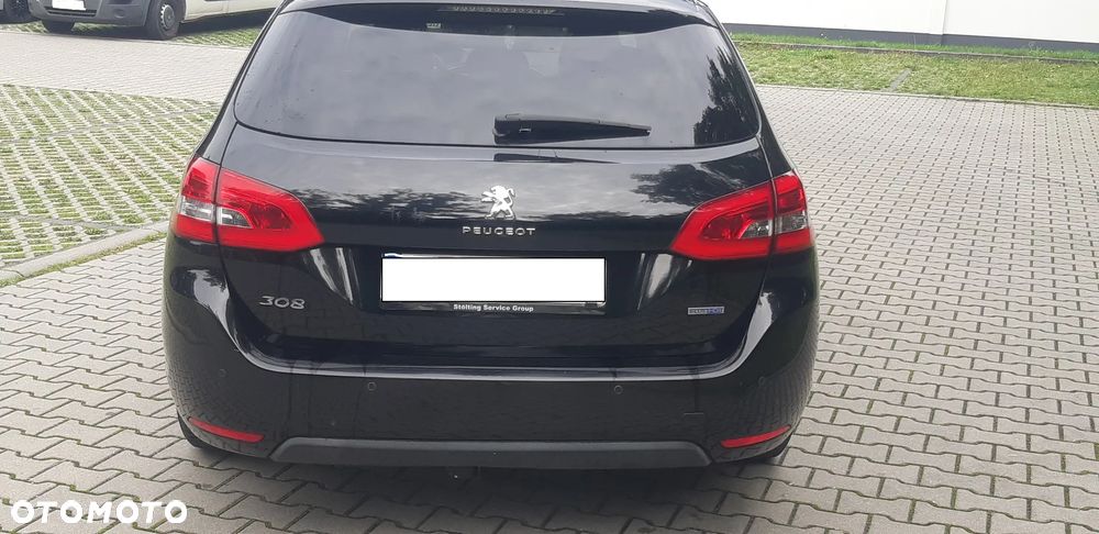 Peugeot 308 SW BlueHDi 150 Automatik Stop & Start Allure - 11