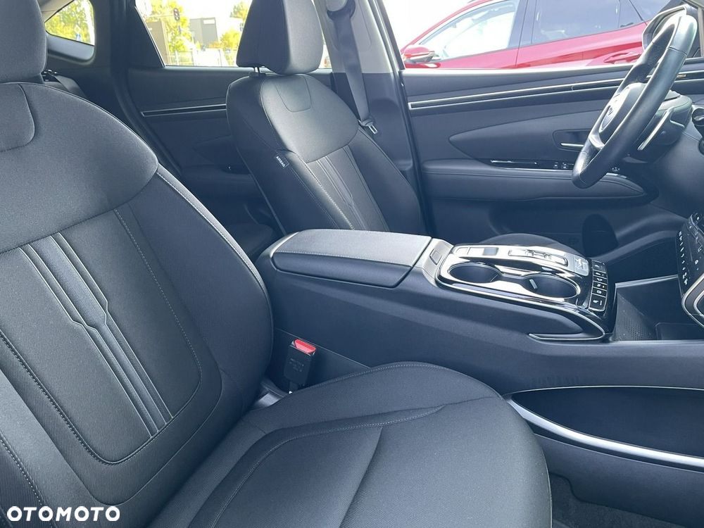 Hyundai Tucson 1.6 T-GDi HEV Executive 2WD - 16