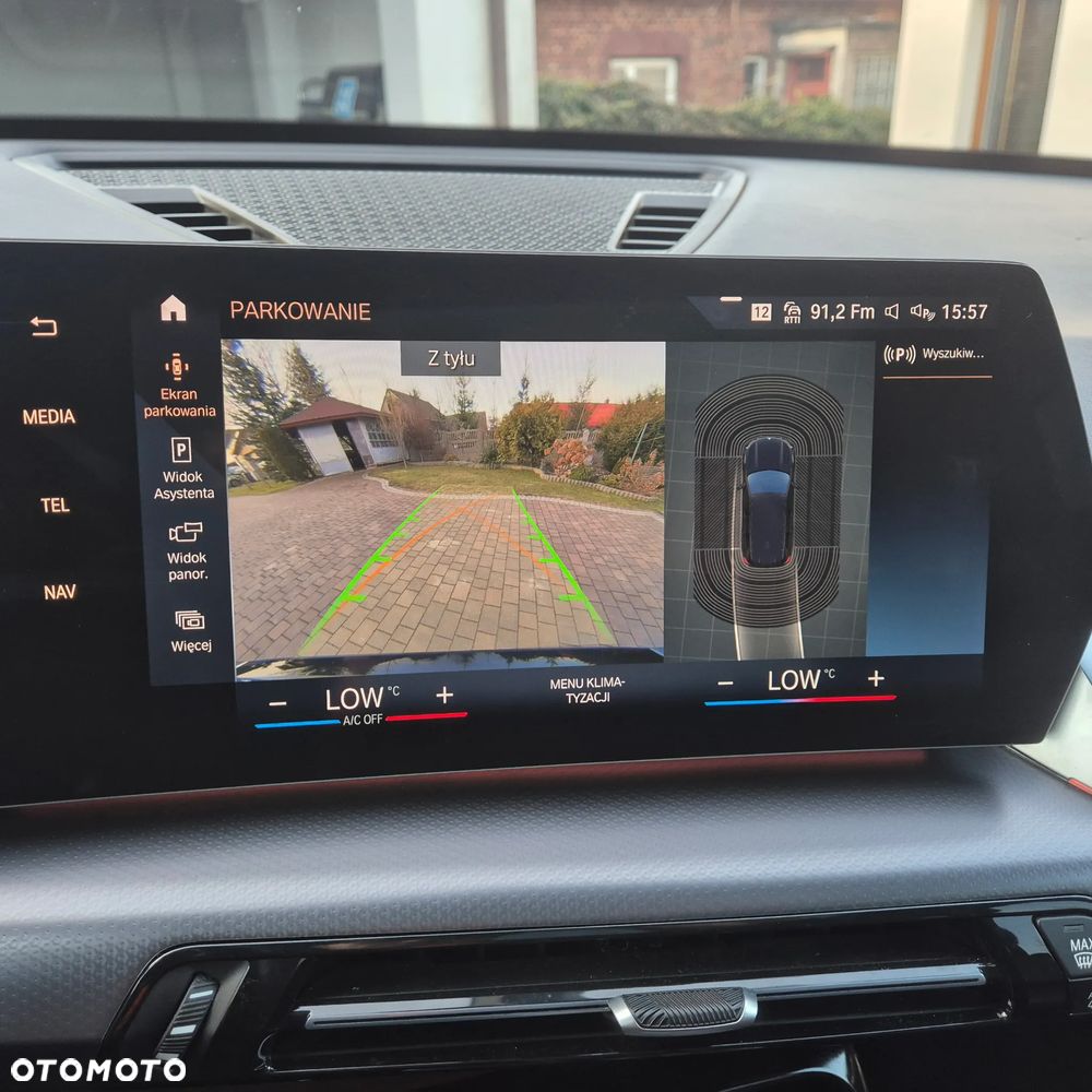 BMW iX1 xDrive30 M Sportpaket - 28