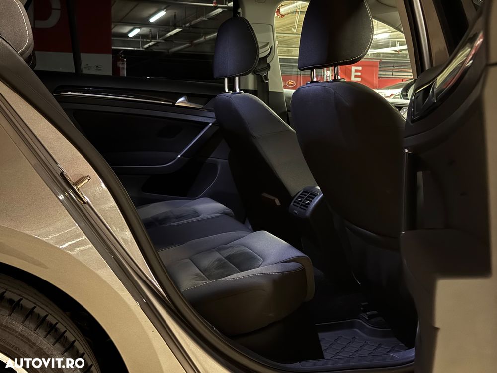 Volkswagen Golf 1.4 TSI BMT Highline - 15