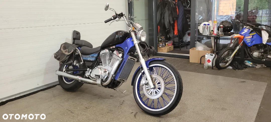 Suzuki Marauder - 2