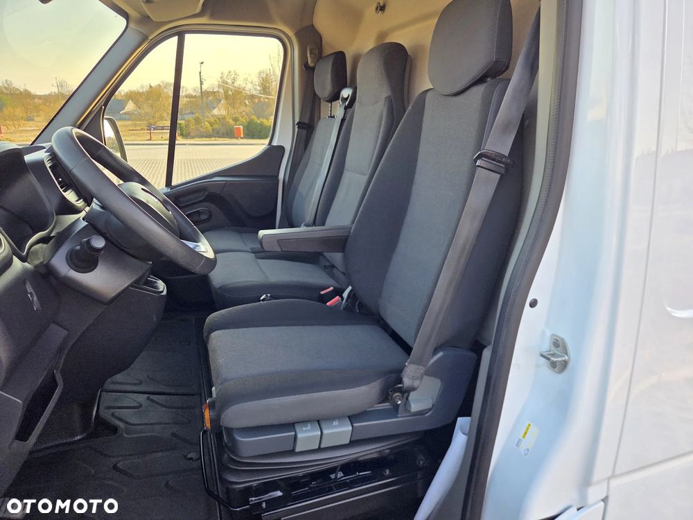 Renault Master - 22