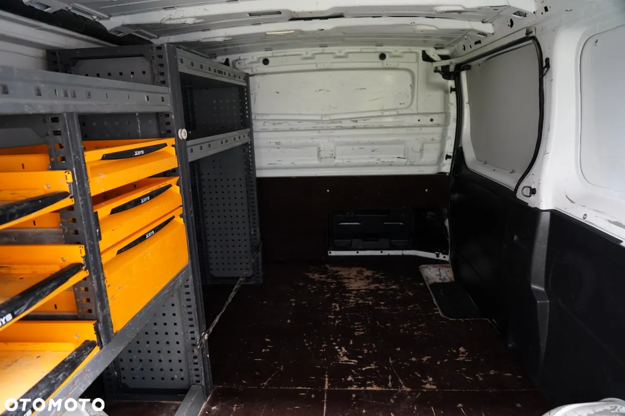Renault TRAFIC / BLASZAK / ZABUDOWA WARSZTATOWA / MANUAL / SPROWADZONY / PO KONTRAKCIE SERWISOWYM - 20