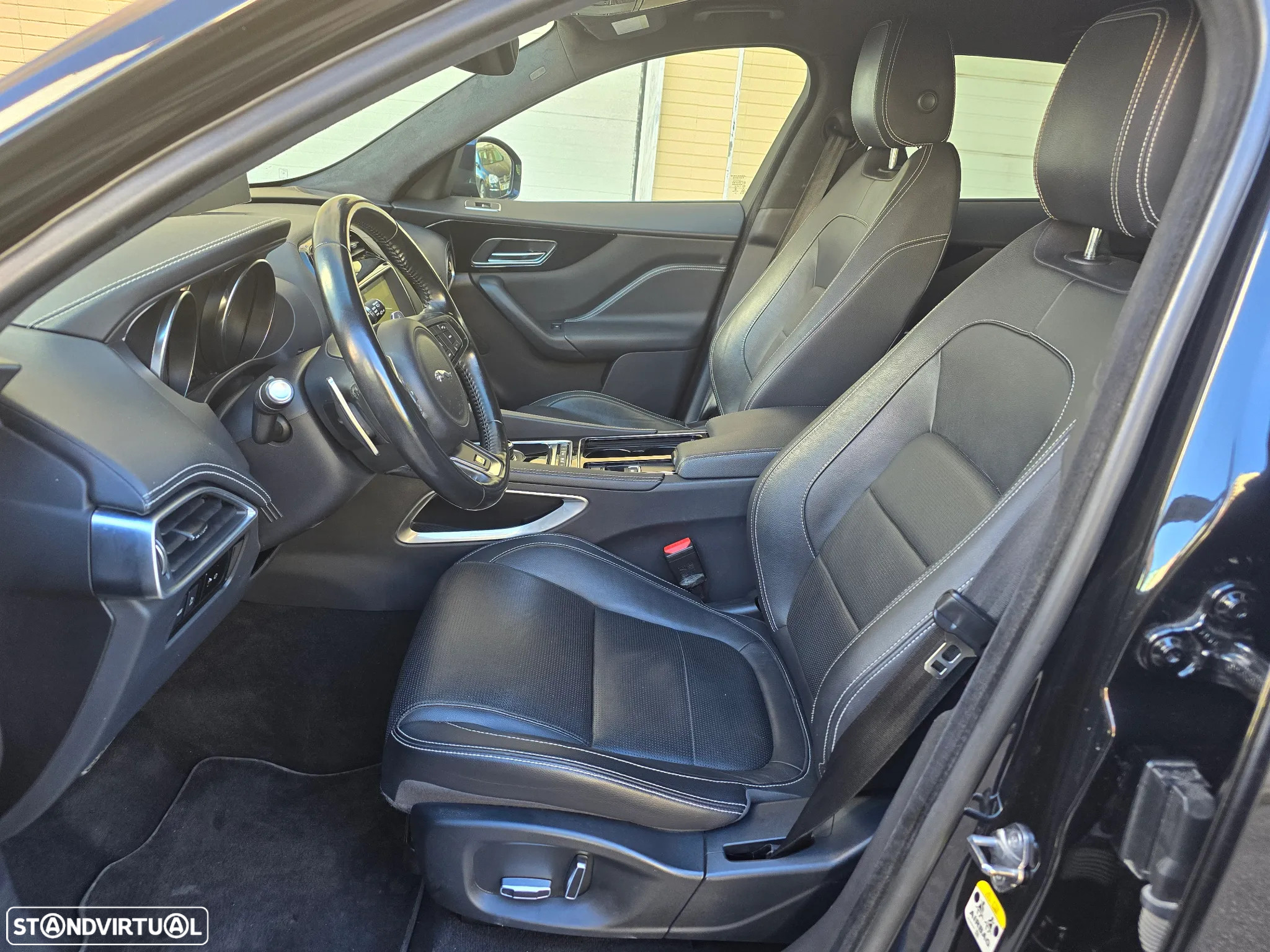 Jaguar F-Pace 2.0 i4D R-Sport Aut. - 14
