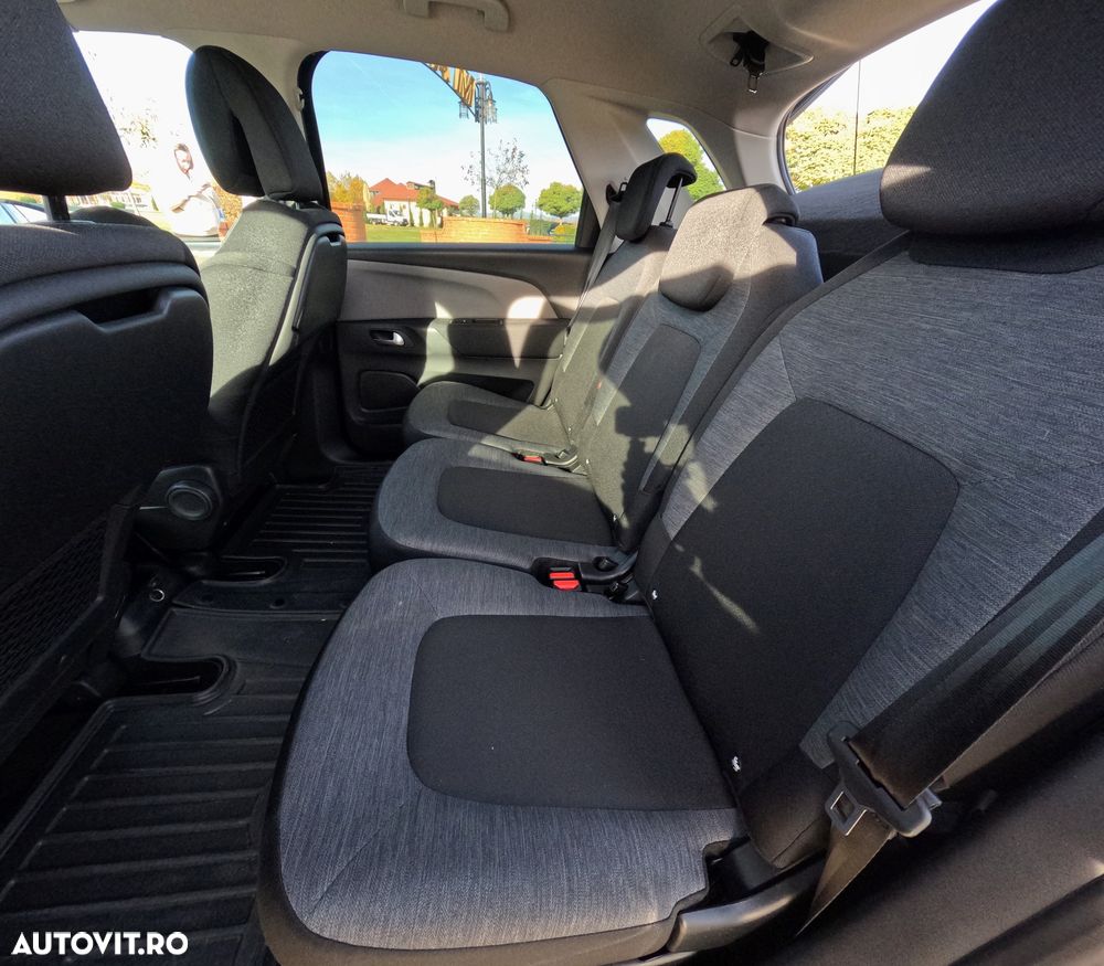 Citroën C4 Picasso - 10