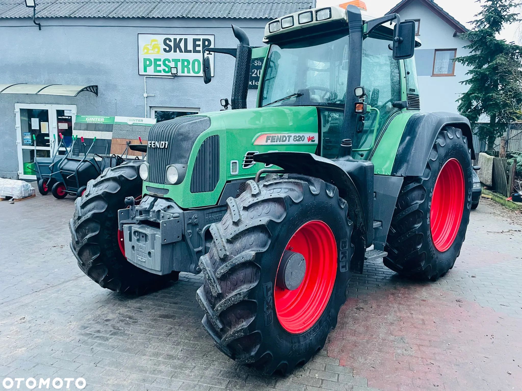 Fendt 820 - 1