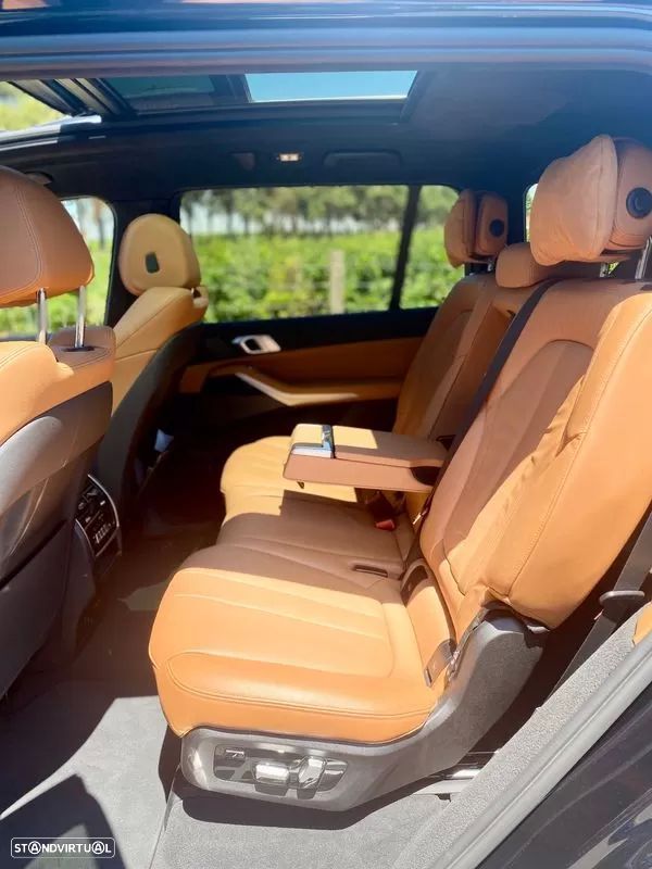 BMW X7 40 d xDrive Pack M - 14
