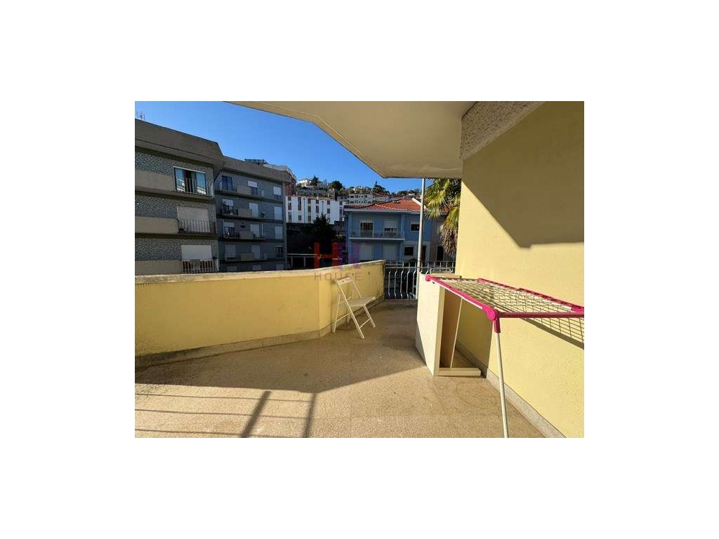 Arrenda-se Quarto na Rua Dr. Santos Rocha - Grande imagem: 3/24