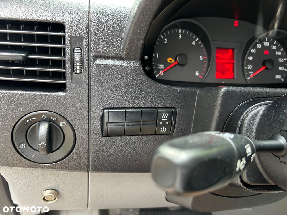 Volkswagen Crafter - 11
