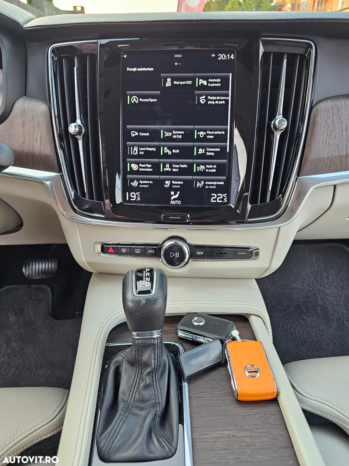 Volvo S90 D4 Inscription - 36