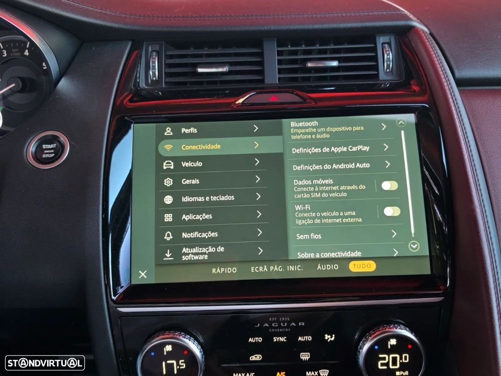 Jaguar E-Pace P300e AWD R-Dynamic S - 22