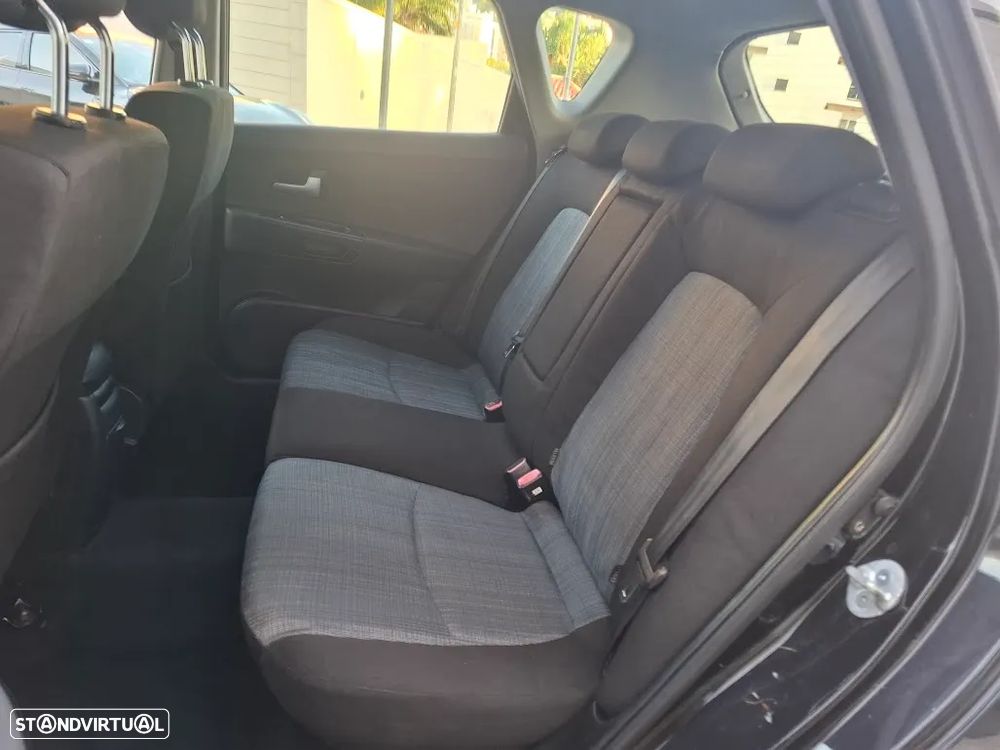 Kia Ceed 1.6 CRDi EX Eco - 27