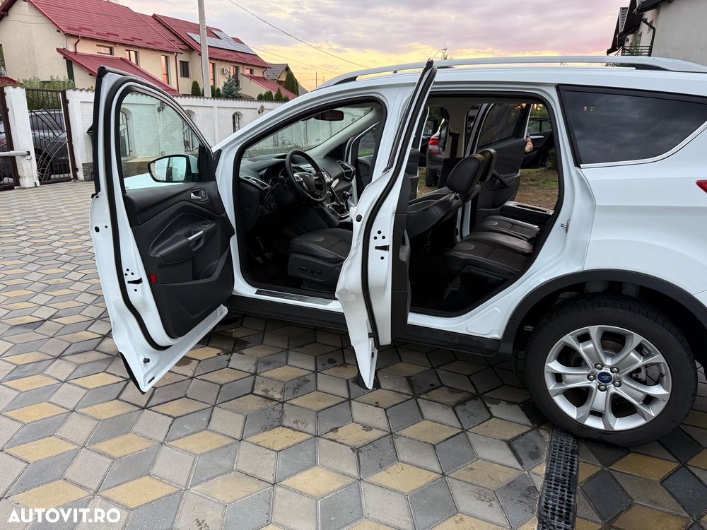 Ford Kuga - 15
