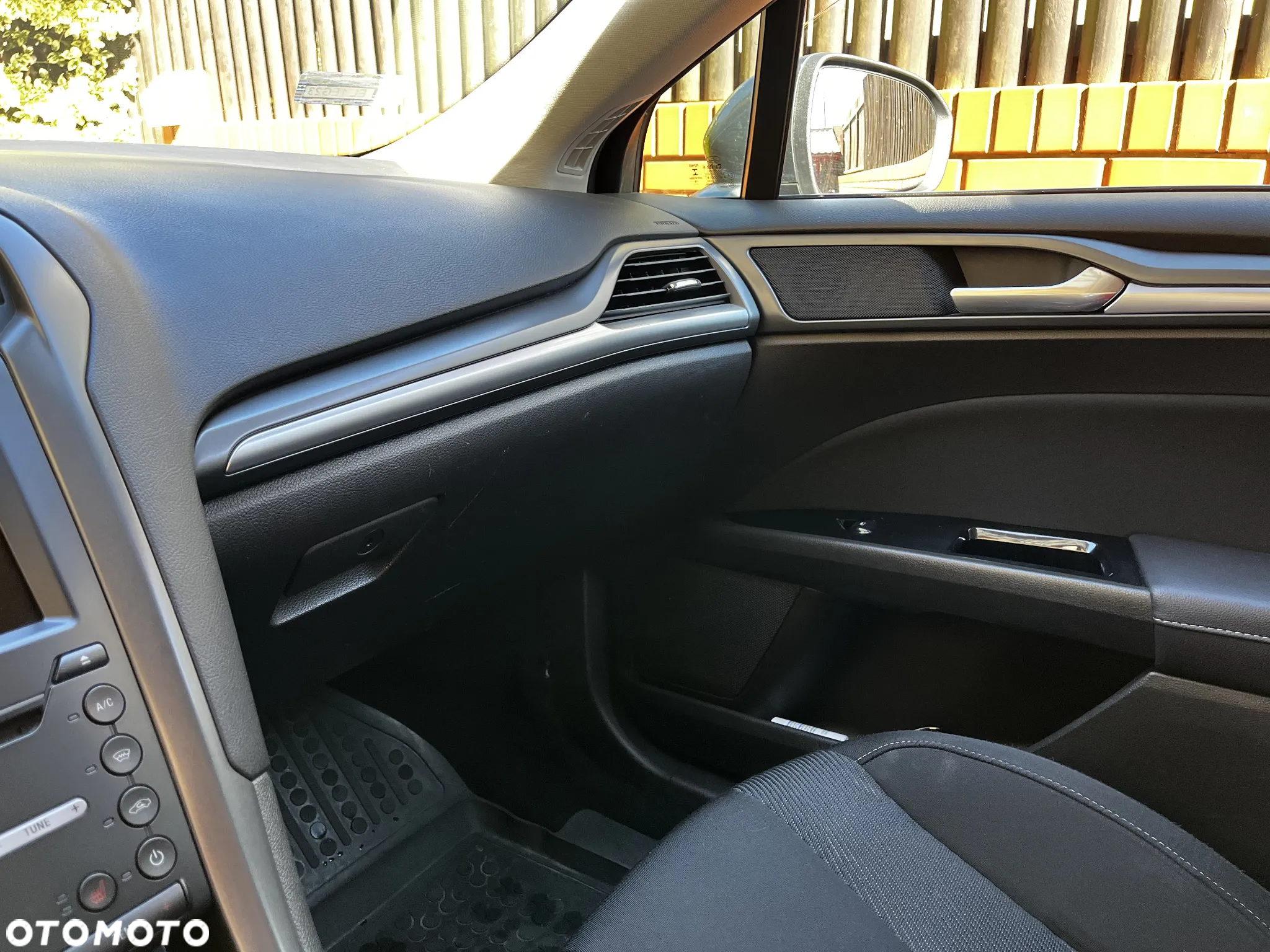 Ford Mondeo 1.5 EcoBoost Titanium - 11