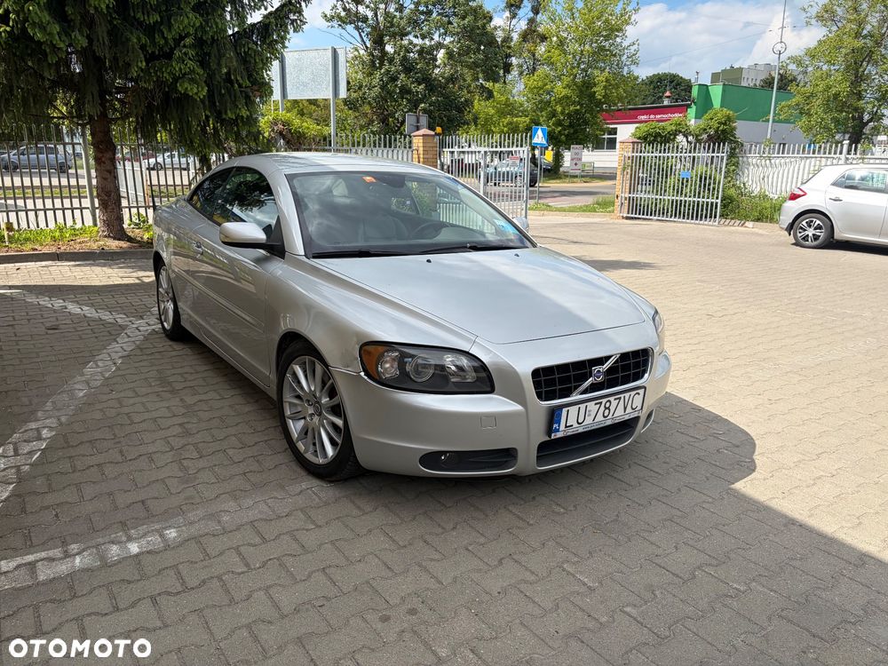 Volvo C70 2.4i Momentum - 8