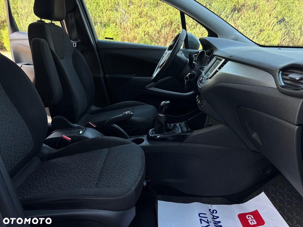 Opel Crossland X - 14