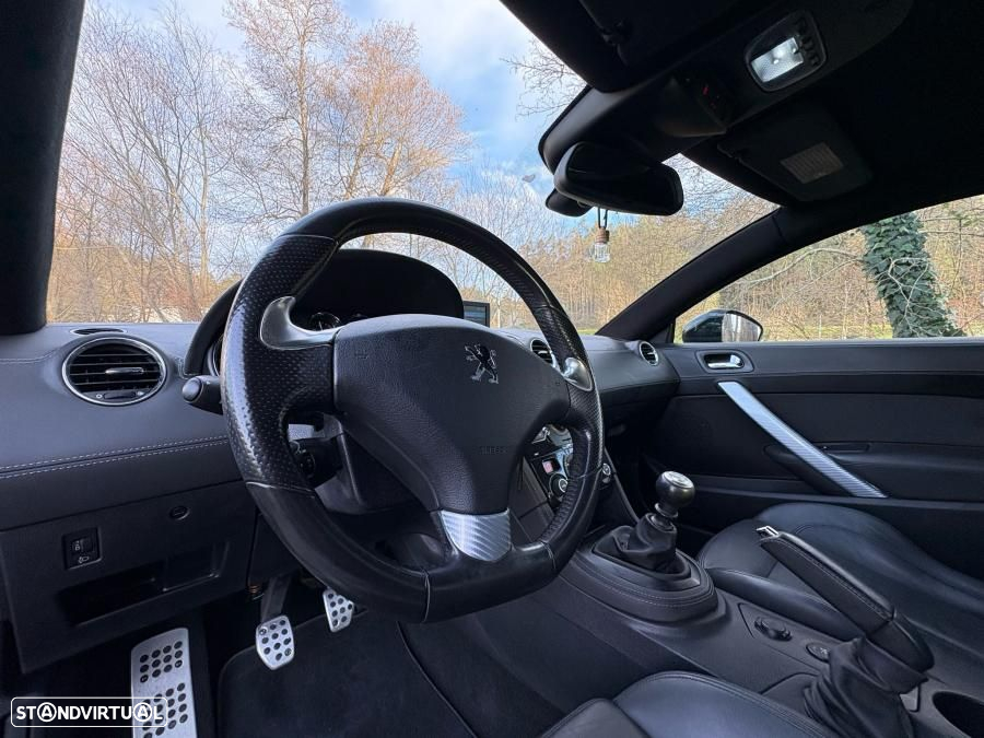 Peugeot RCZ 1.6 THP SE Black Yearling - 20