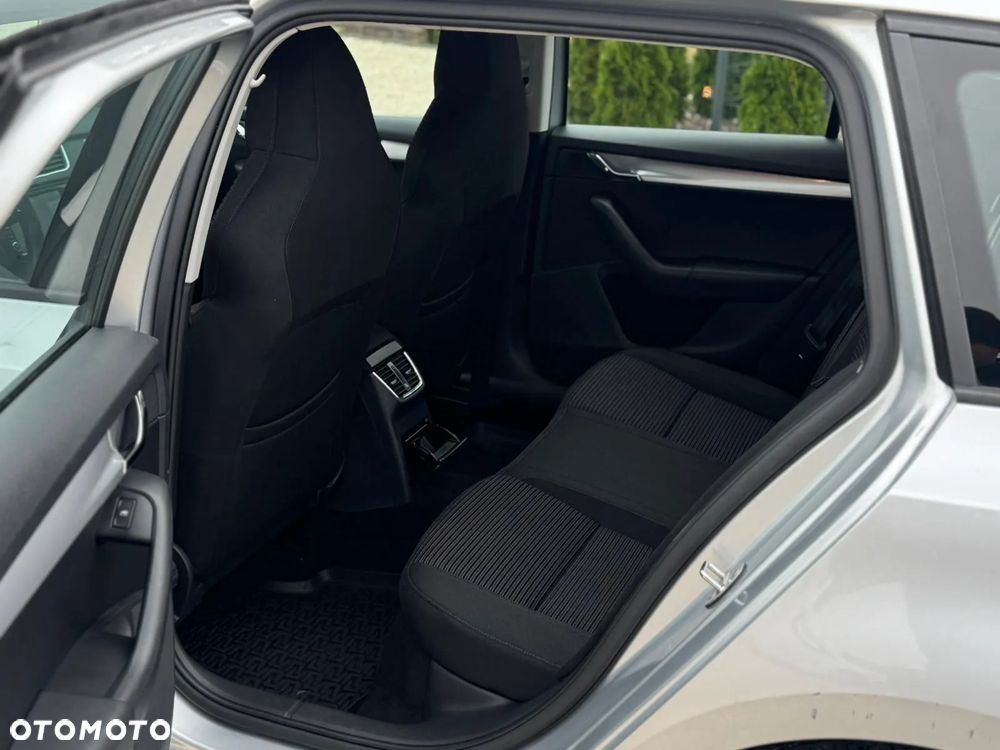 Skoda Octavia 2.0 TDI Style DSG - 18