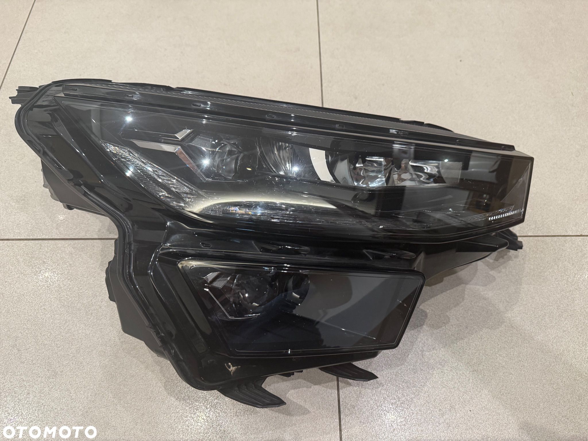 Reflektor lampa przednia prawa  Skoda Kodiaq I Lift 19-23 R. Full led 566941036 Crystal Lightning - 1