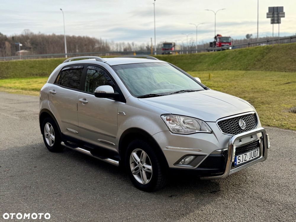 SsangYong/KGM Korando 2.0 E-XDi DPF 4WD Quartz - 2