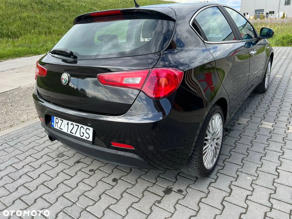 Alfa Romeo Giulietta 1.4 TB Distinctive LPG - 13