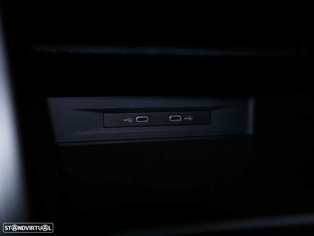 SEAT Leon ST 2.0 TDI FR DSG S/S - 28