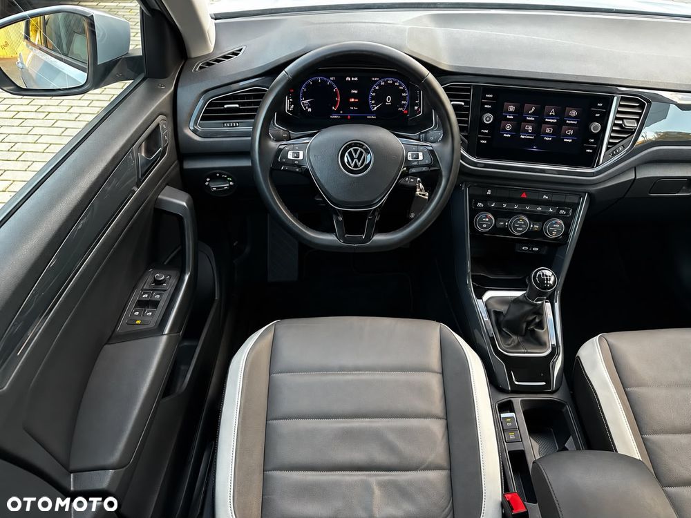 Volkswagen T-Roc 1.5 TSI ACT Premium - 17