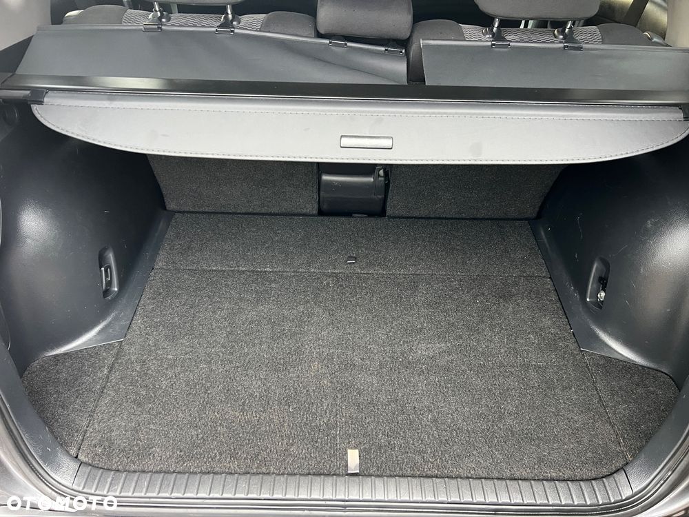 Toyota RAV4 2.0 VVT-i Sol - 23