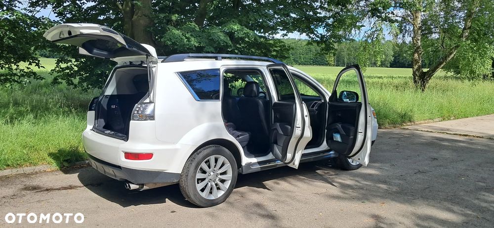 Mitsubishi Outlander 2.2 DI-D 4WD Invite - 21